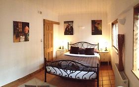 Tanglewood Guest House 4*